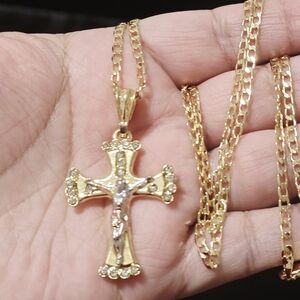 Elegant Gold and Silver Cross Pendant Necklace